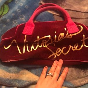 A victory secret purse